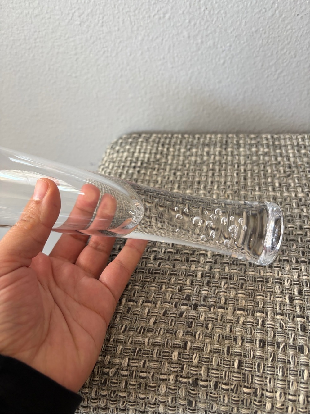 Clear glass champagne flutes - Picture 2 of 3